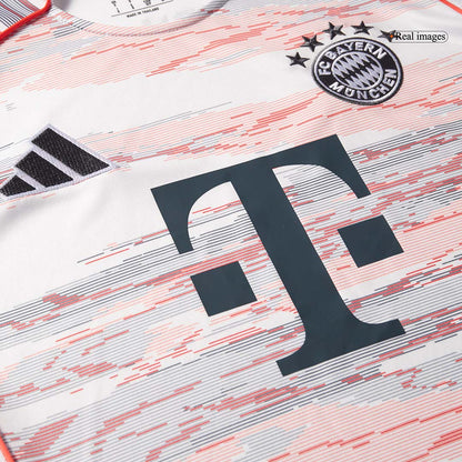 Maglia Replica Bayern Munich Trasferta UPAMECANO #2 Uomo 2025/26