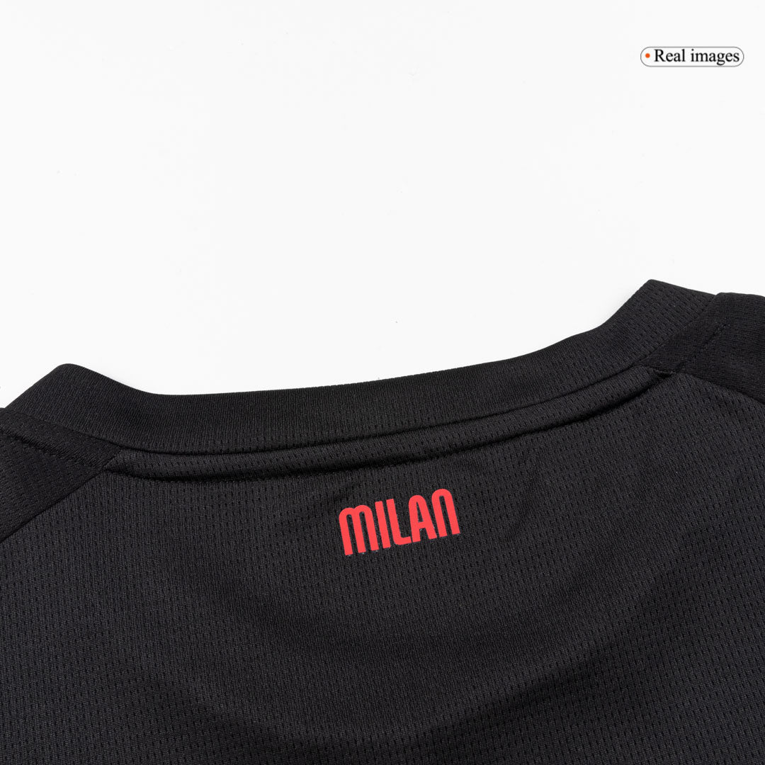 Maglia Replica AC Milan Casa FOFANA #19 Uomo 2025/26