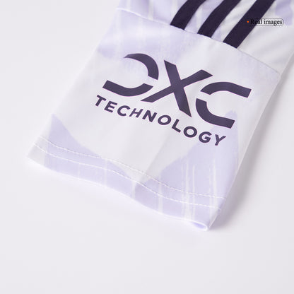 Base Kit Bambino Manchester United Trasferta 2025/26 - 2 Pezzi